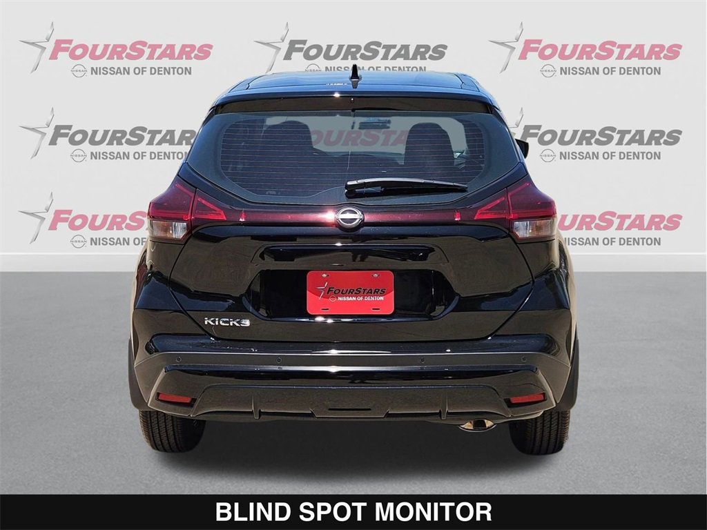 New 2025 Nissan Kicks Play S image 5