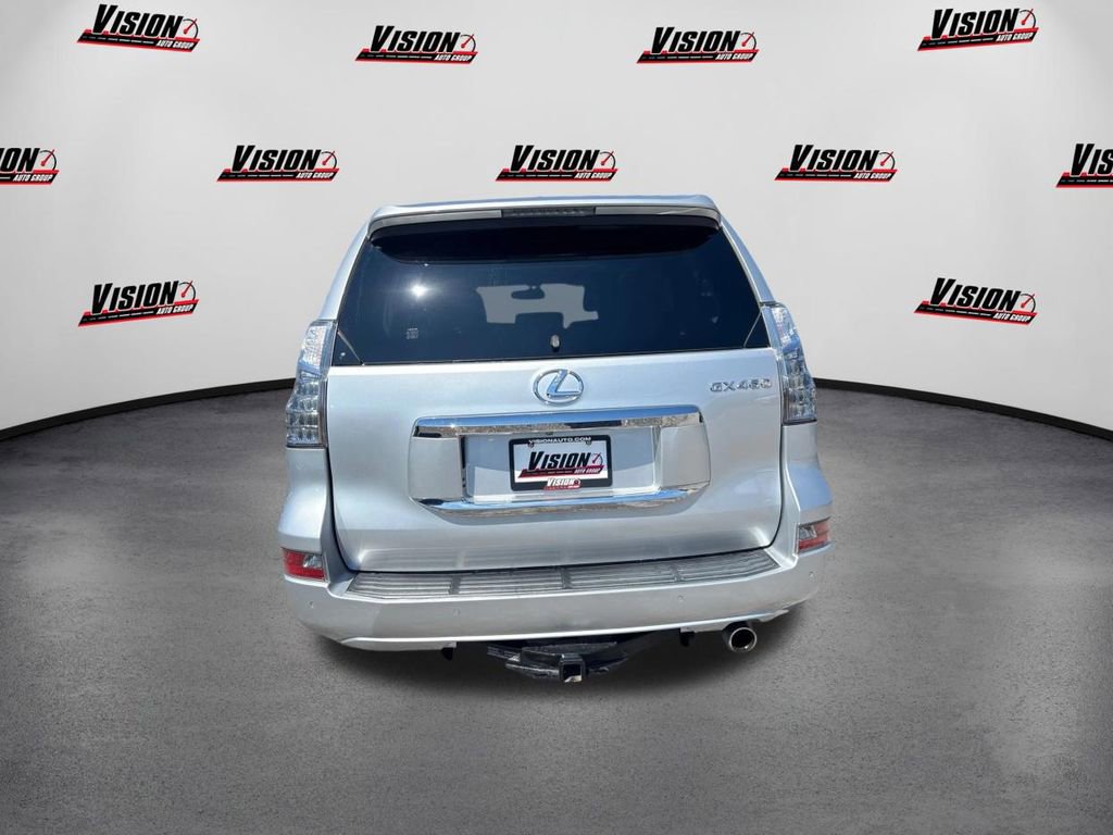 Used 2017 Lexus GX 460 Premium w/ Premium Package image 6