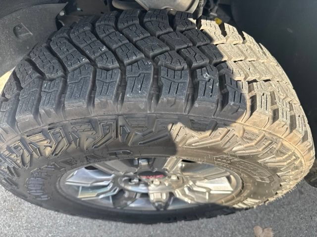 Used 2026 GMC Sierra 1500 AT4X AWD/4WD image 19
