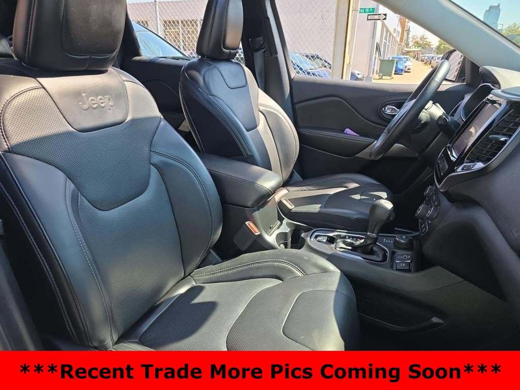 Used 2019 Jeep Cherokee Limited image 10