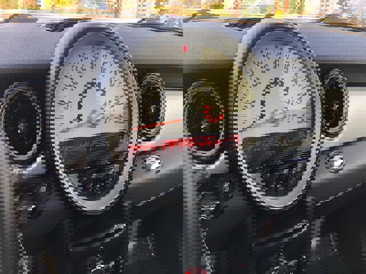 Used 2011 MINI Cooper Hardtop image 13