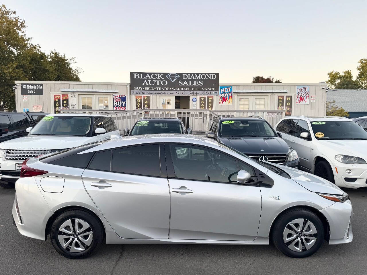 Used 2018 Toyota Prius Prime Premium image 9