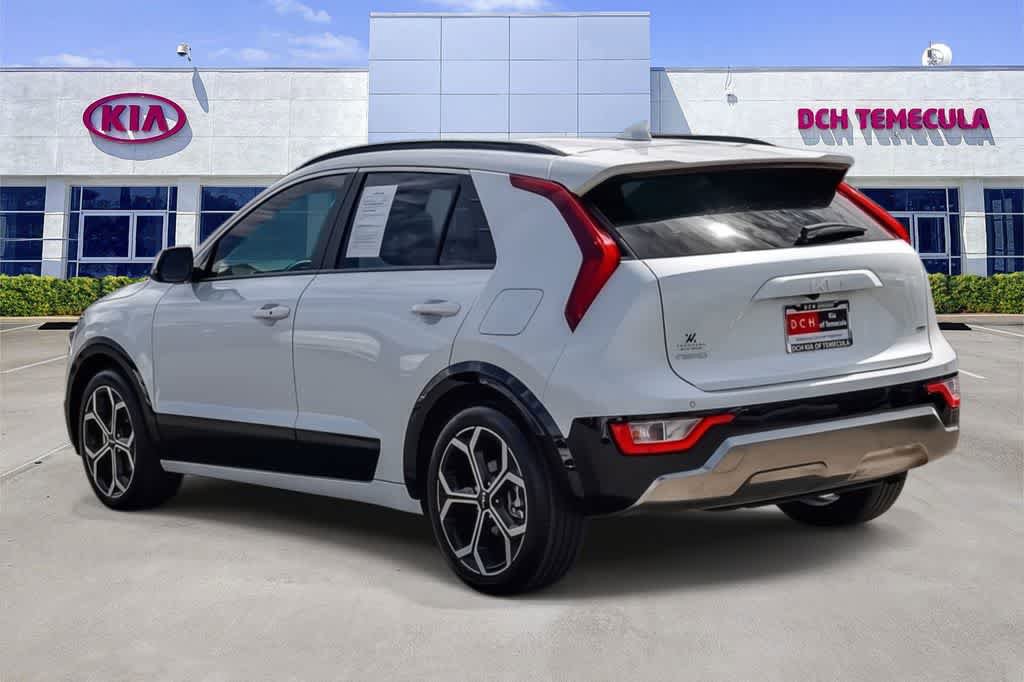 Certified 2023 Kia Niro EX Touring image 6
