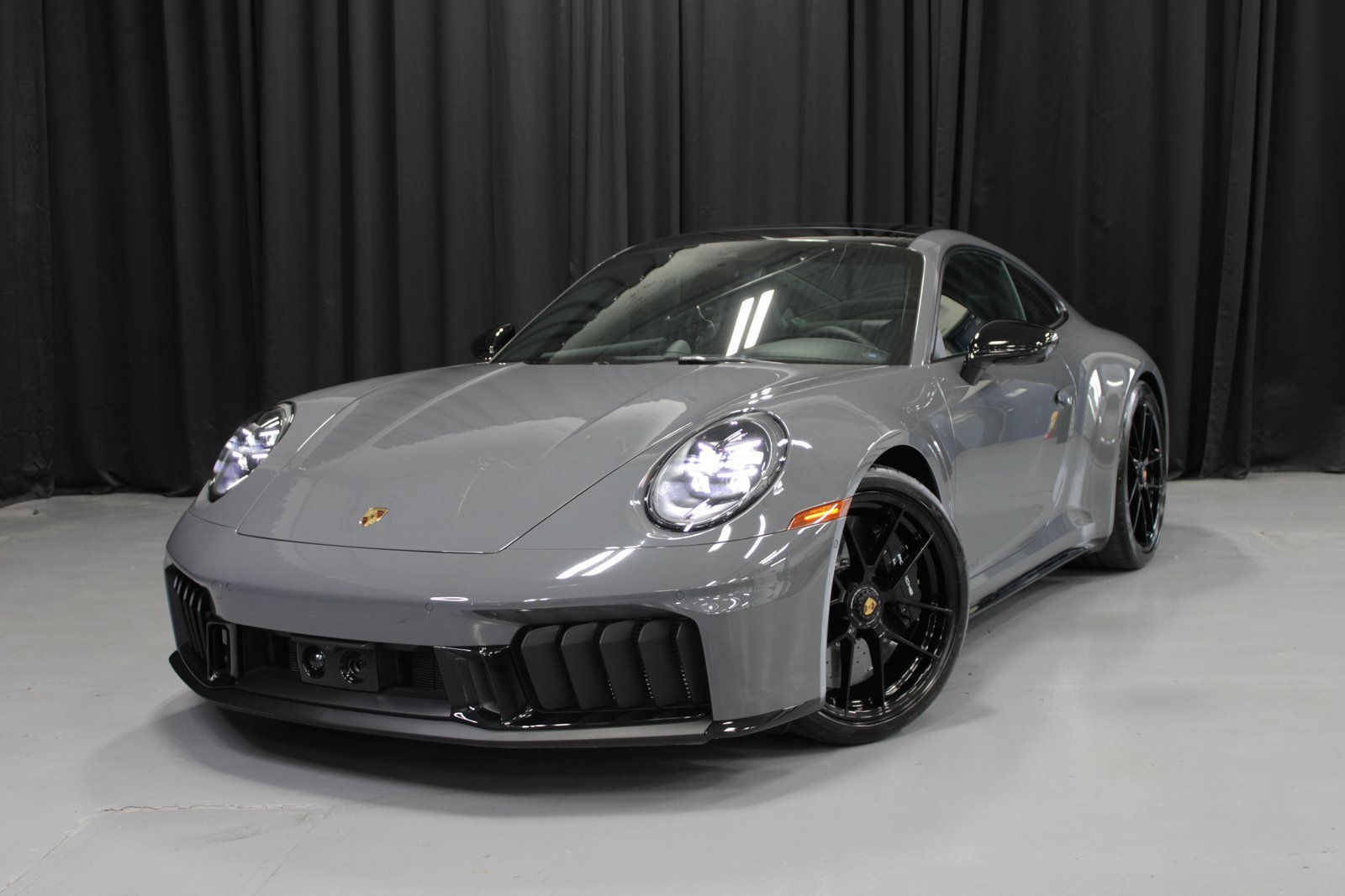 New 2025 Porsche 911 Carrera 4 GTS