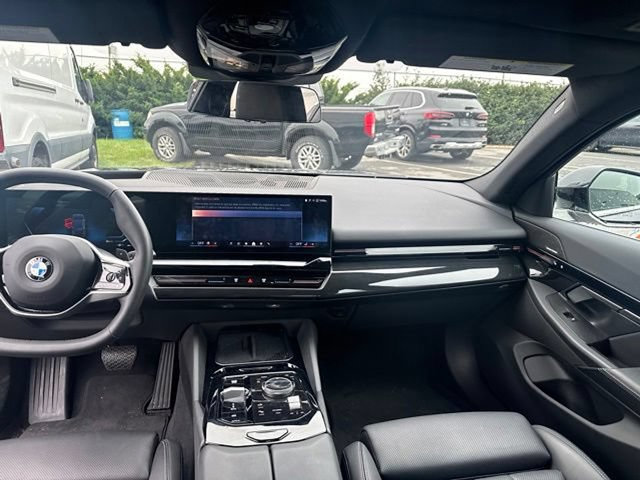 Used 2024 BMW 530i xDrive w/ Premium Package AWD/4WD image 24