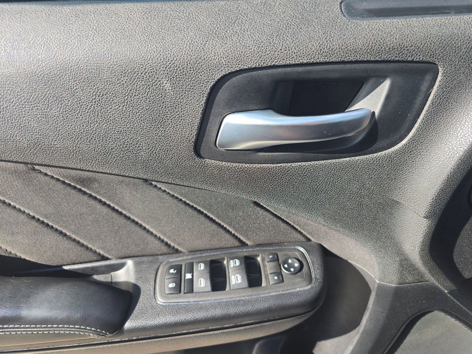 Used 2022 Dodge Charger SXT w/ Blacktop Package image 21