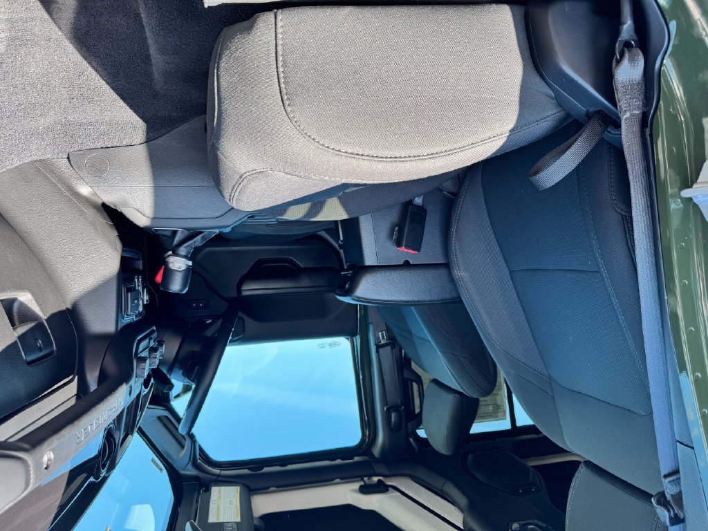 Used 2021 Jeep Wrangler Unlimited Sport AWD/4WD image 10