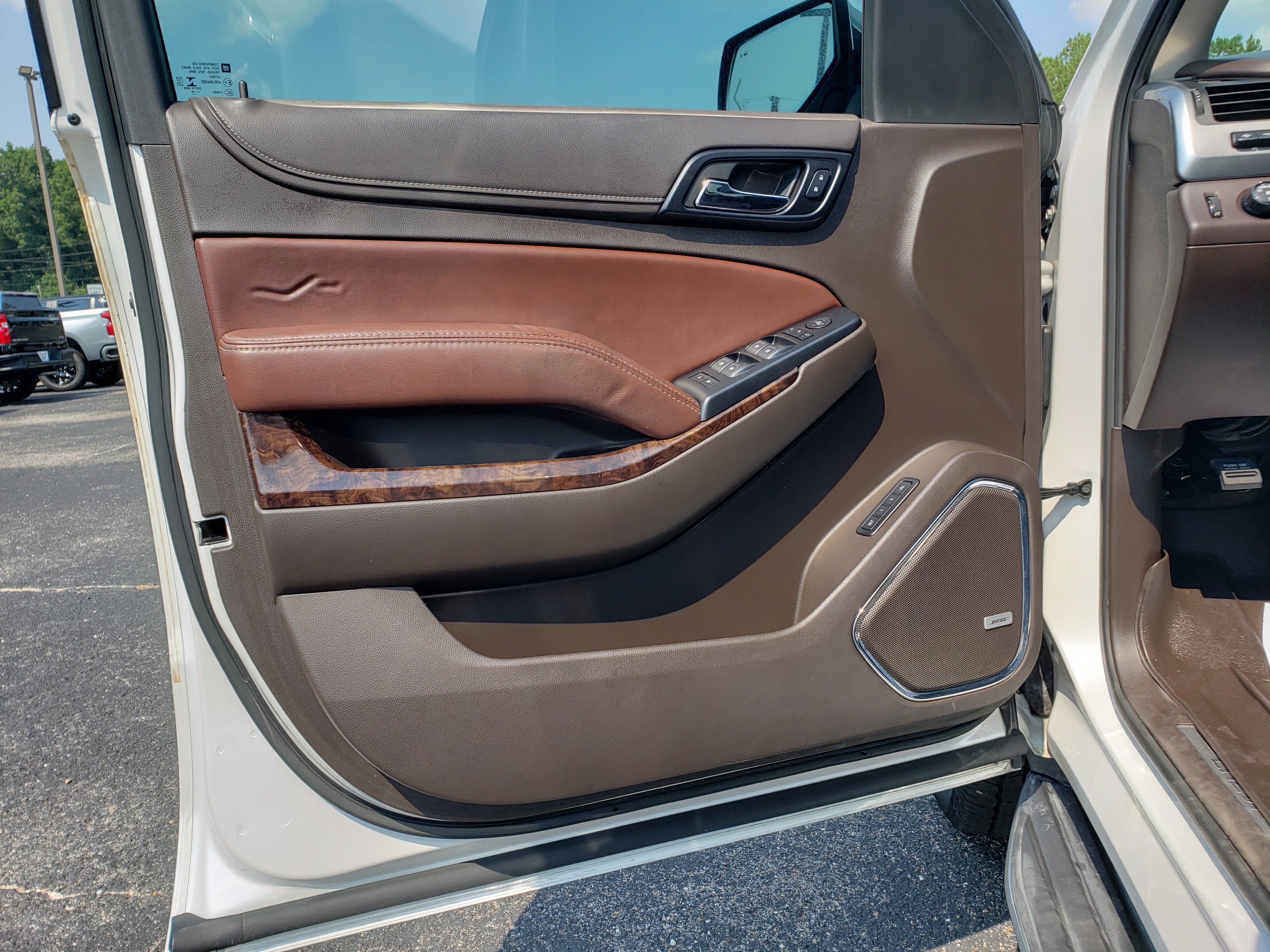 Used 2018 Chevrolet Tahoe Premier RWD image 10