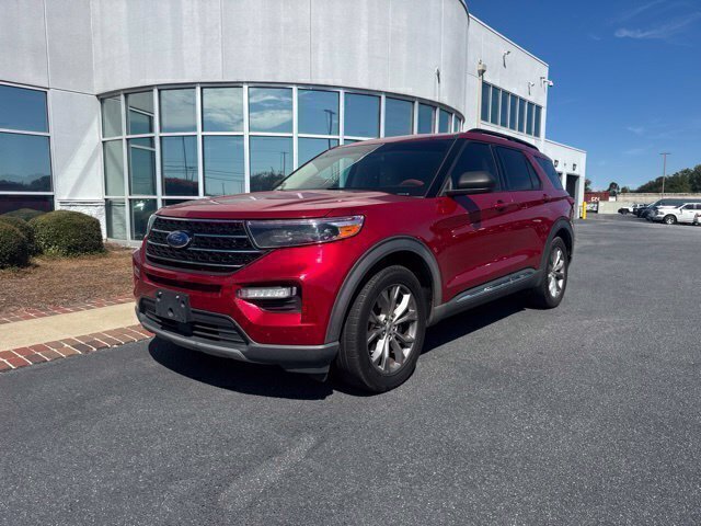 Used 2020 Ford Explorer XLT w/ Equipment Group 202A RWD image 2