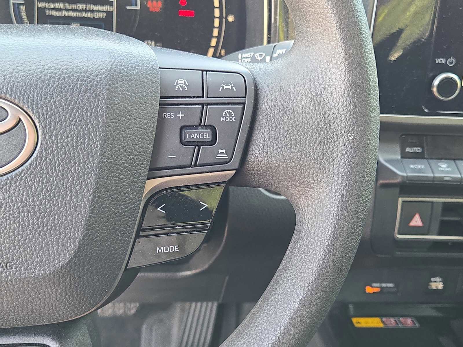 Used 2025 Toyota Camry LE FWD image 18