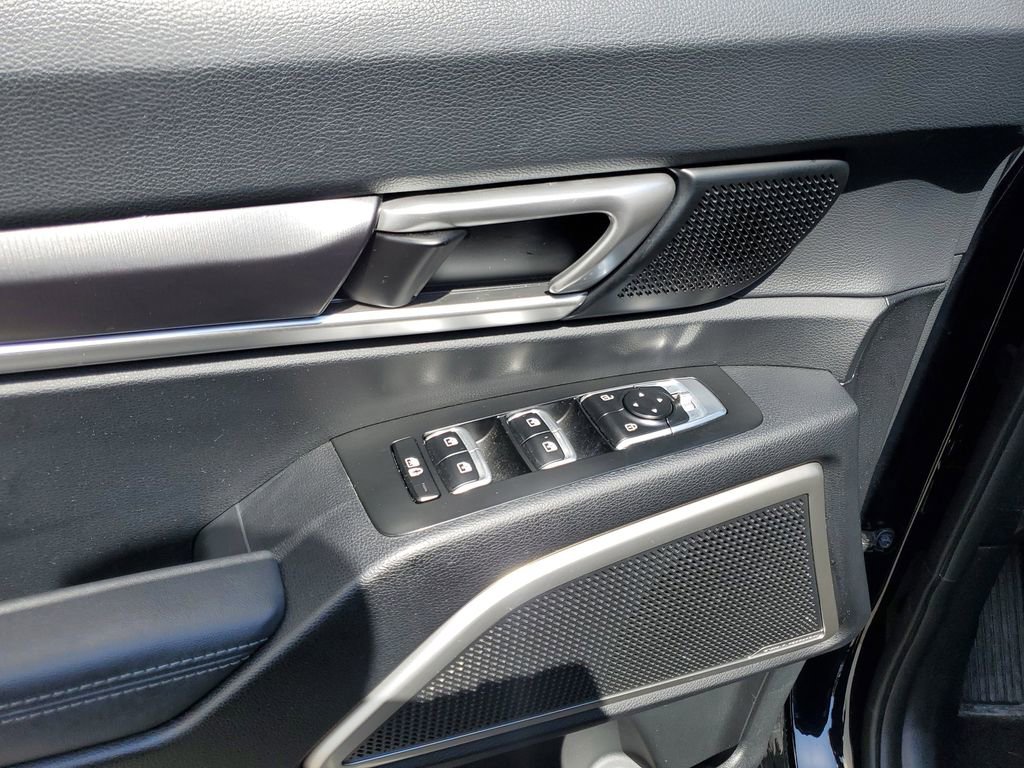 Used 2023 Kia Telluride LX image 22