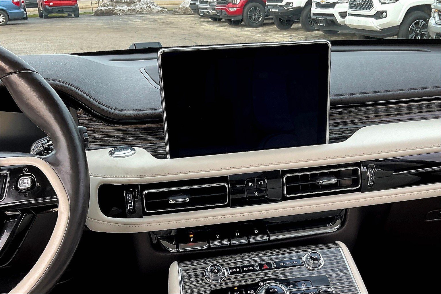 Used 2021 Lincoln Aviator Black Label Grand Touring w/ Class IV Trailer Tow Package AWD/4WD image 6
