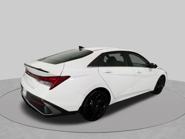 New 2026 Hyundai Elantra SEL Sport Premium FWD image 9