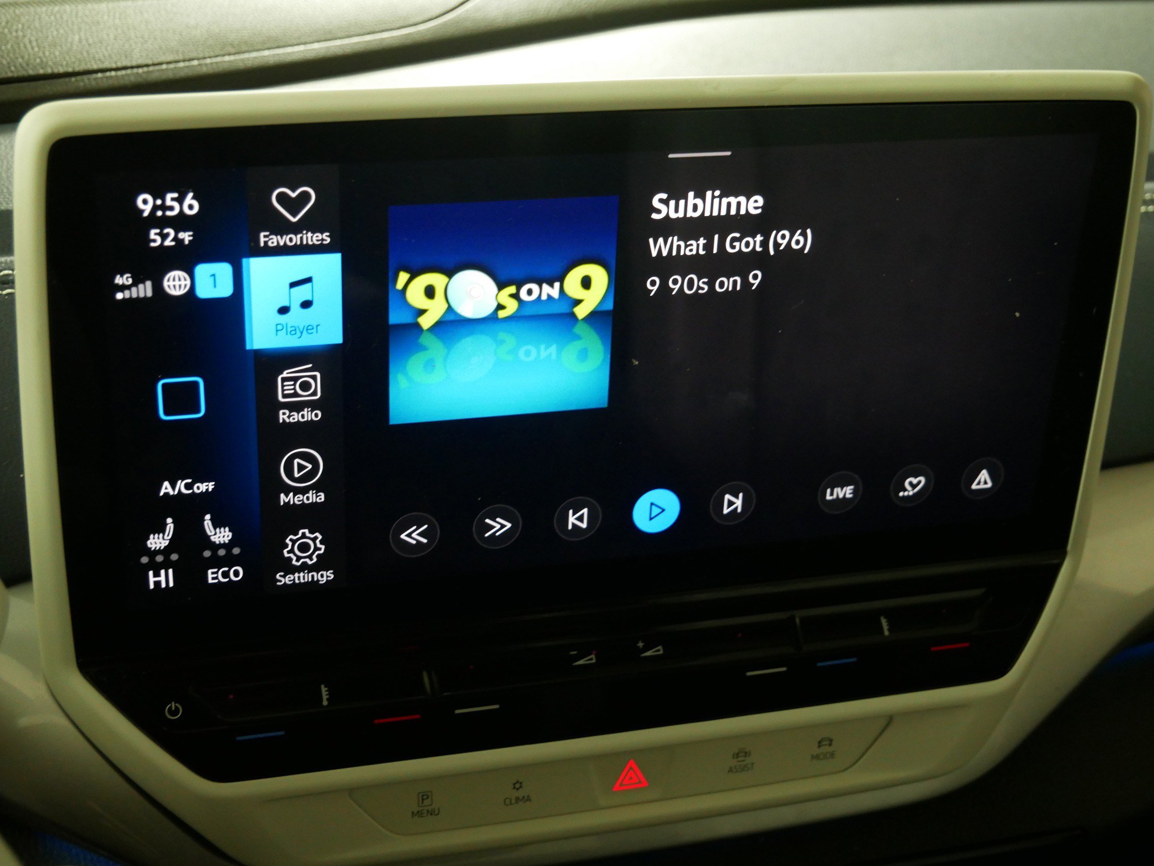 Used 2023 Volkswagen ID.4 S image 22