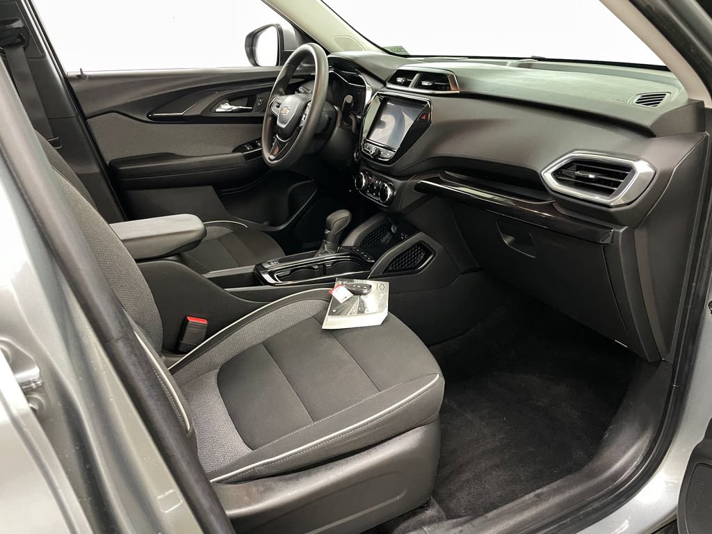 Certified 2023 Chevrolet TrailBlazer LT w/ Convenience Package AWD/4WD image 36