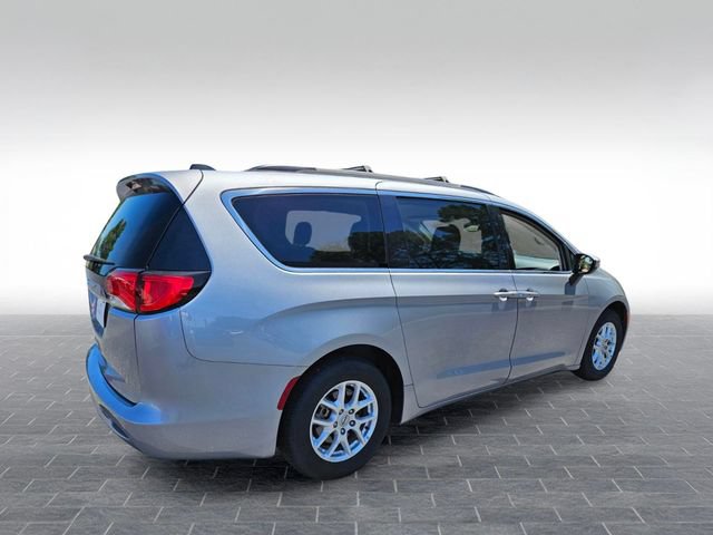 Used 2021 Chrysler Voyager Lxi FWD image 5