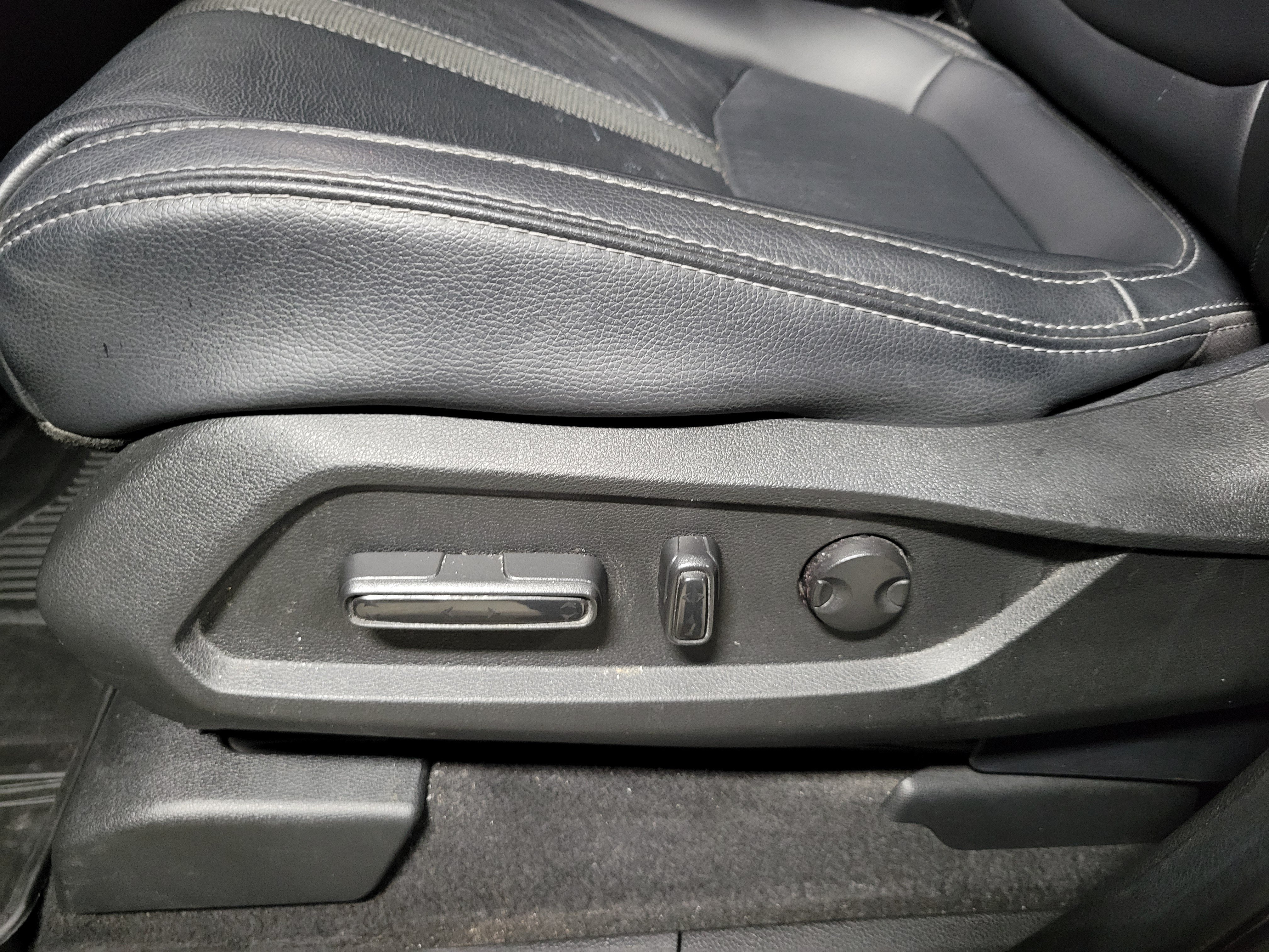Certified 2023 Honda Pilot EX-L image 22