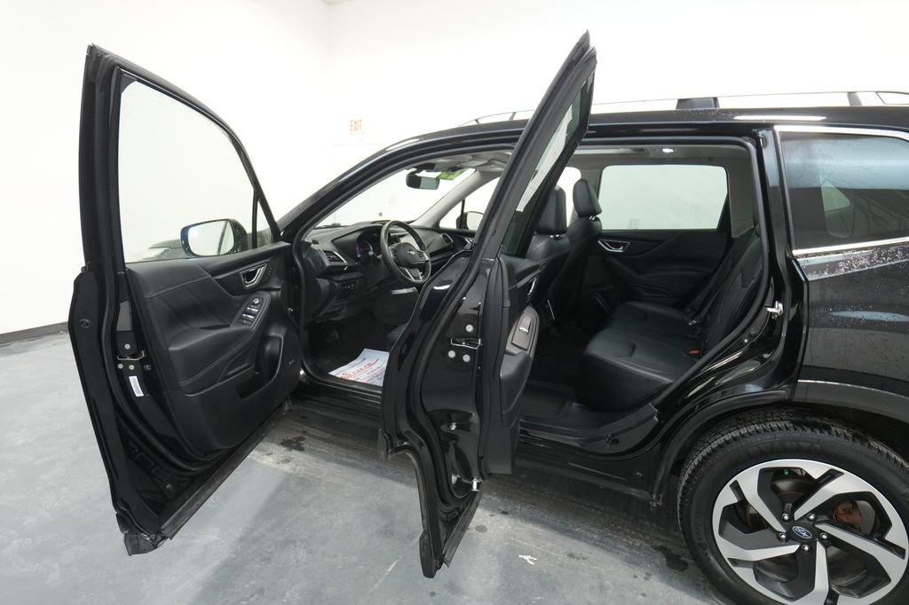 Used 2023 Subaru Forester Touring w/ Popular Package #2 image 25
