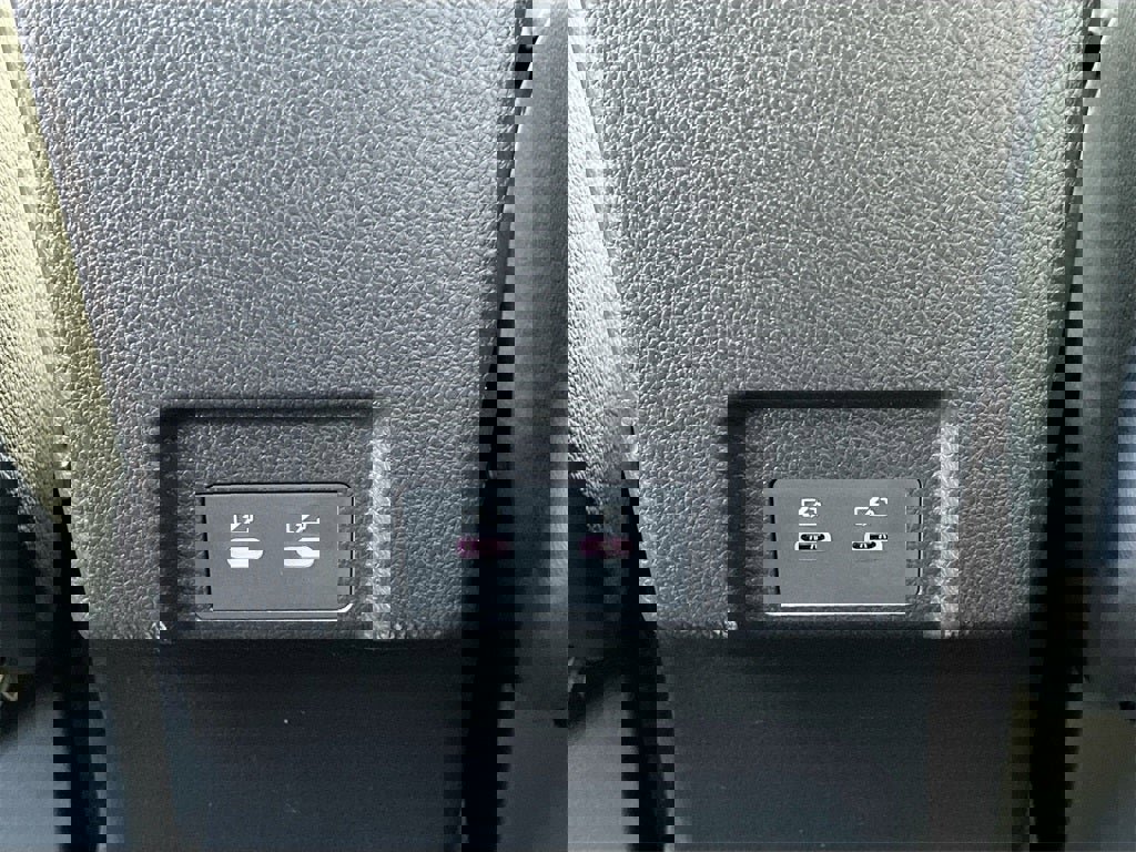 New 2026 Mitsubishi Eclipse Cross SE image 32