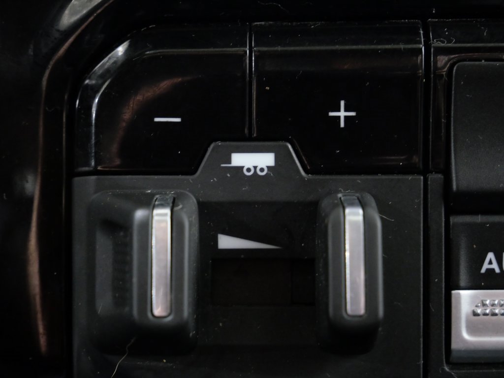 Used 2022 RAM 2500 Limited w/ Night Edition image 20