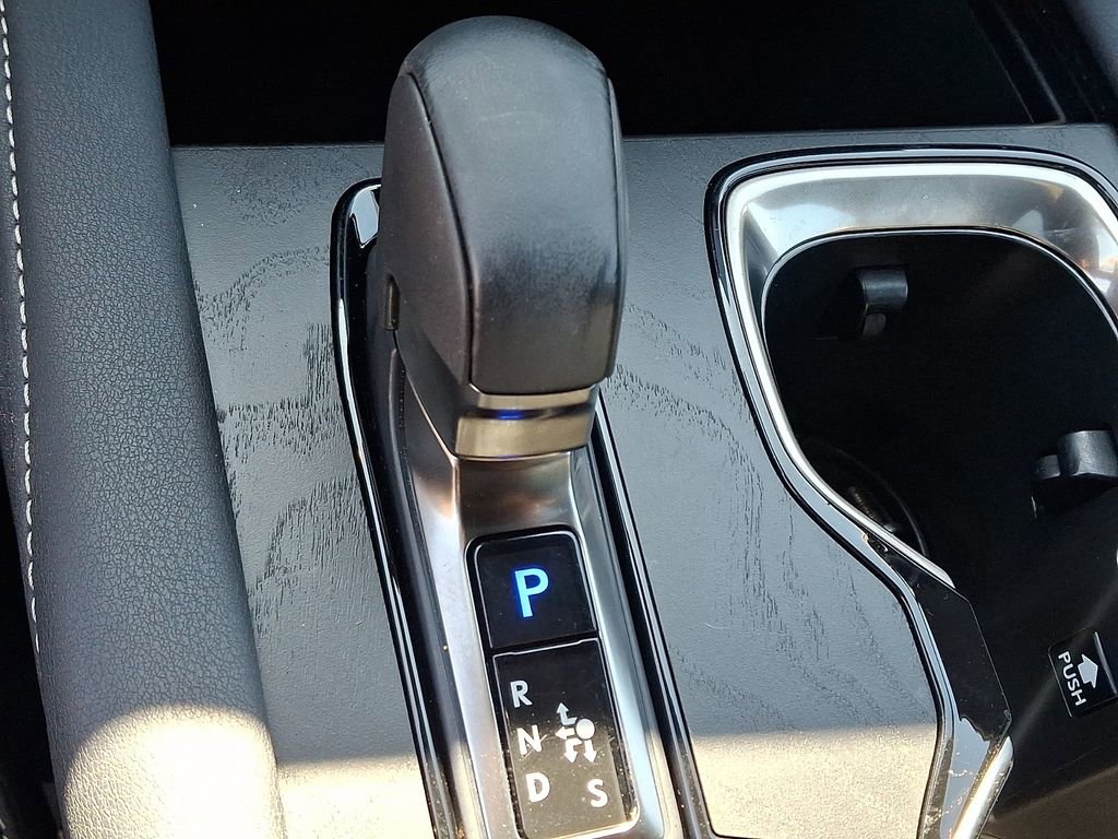 Used 2023 Lexus RX 350h w/ Cold Area Package AWD/4WD image 16