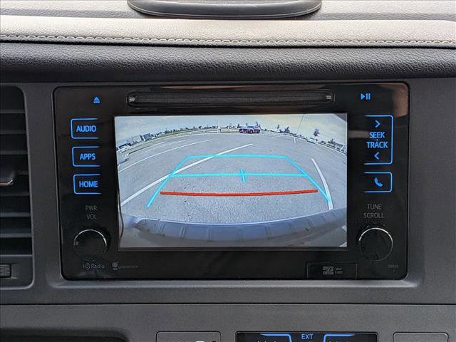 Used 2015 Toyota Sienna XLE image 13