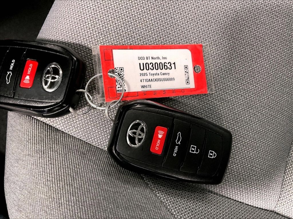 Certified 2025 Toyota Camry LE w/ Convenience Package FWD image 30