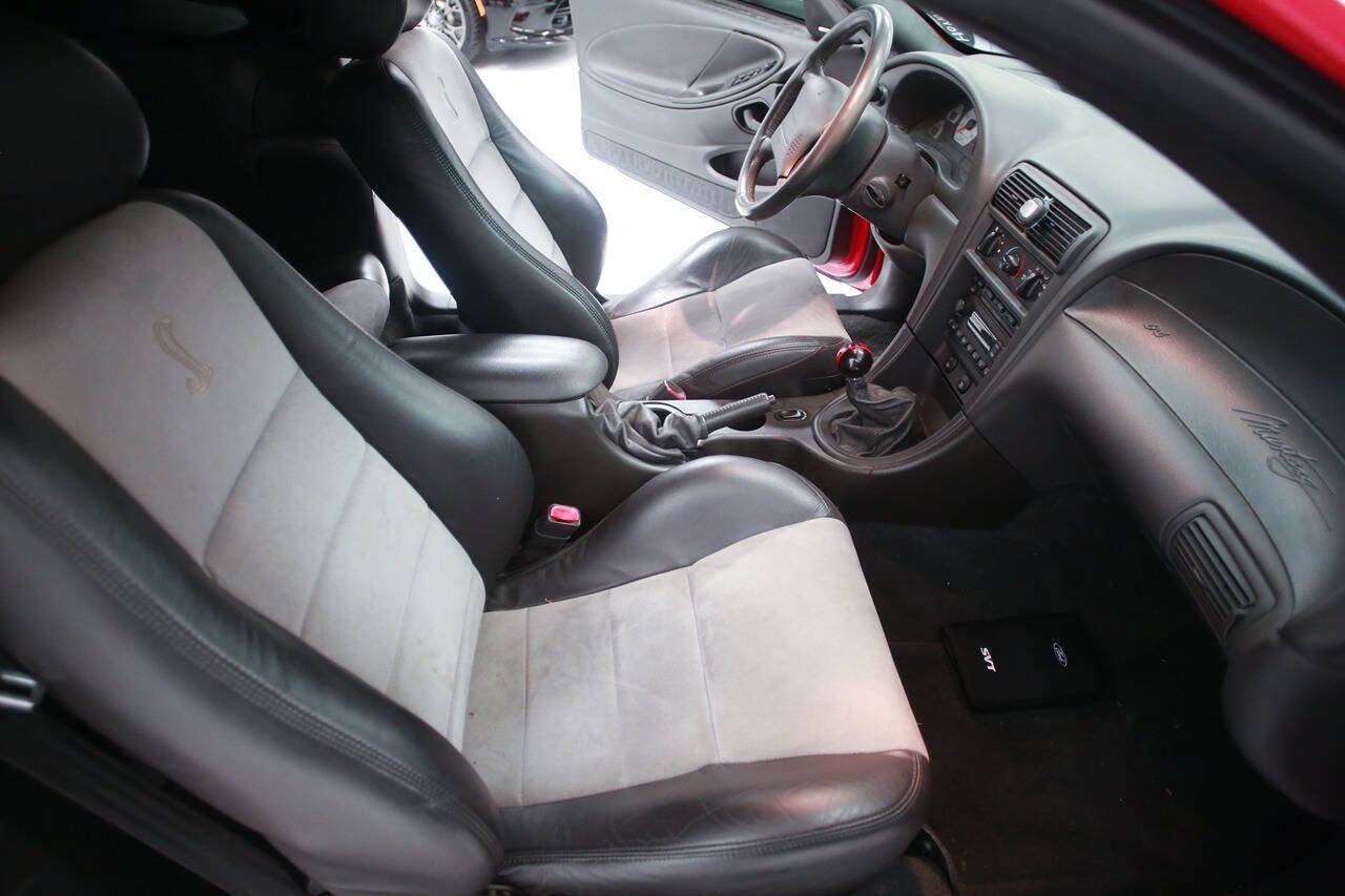 Used 2004 Ford Mustang Cobra RWD image 23