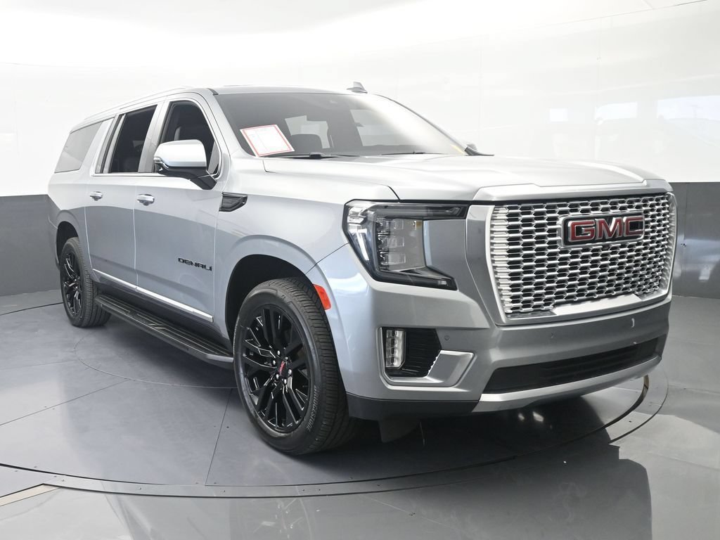 Used 2024 GMC Yukon XL Denali RWD image 9
