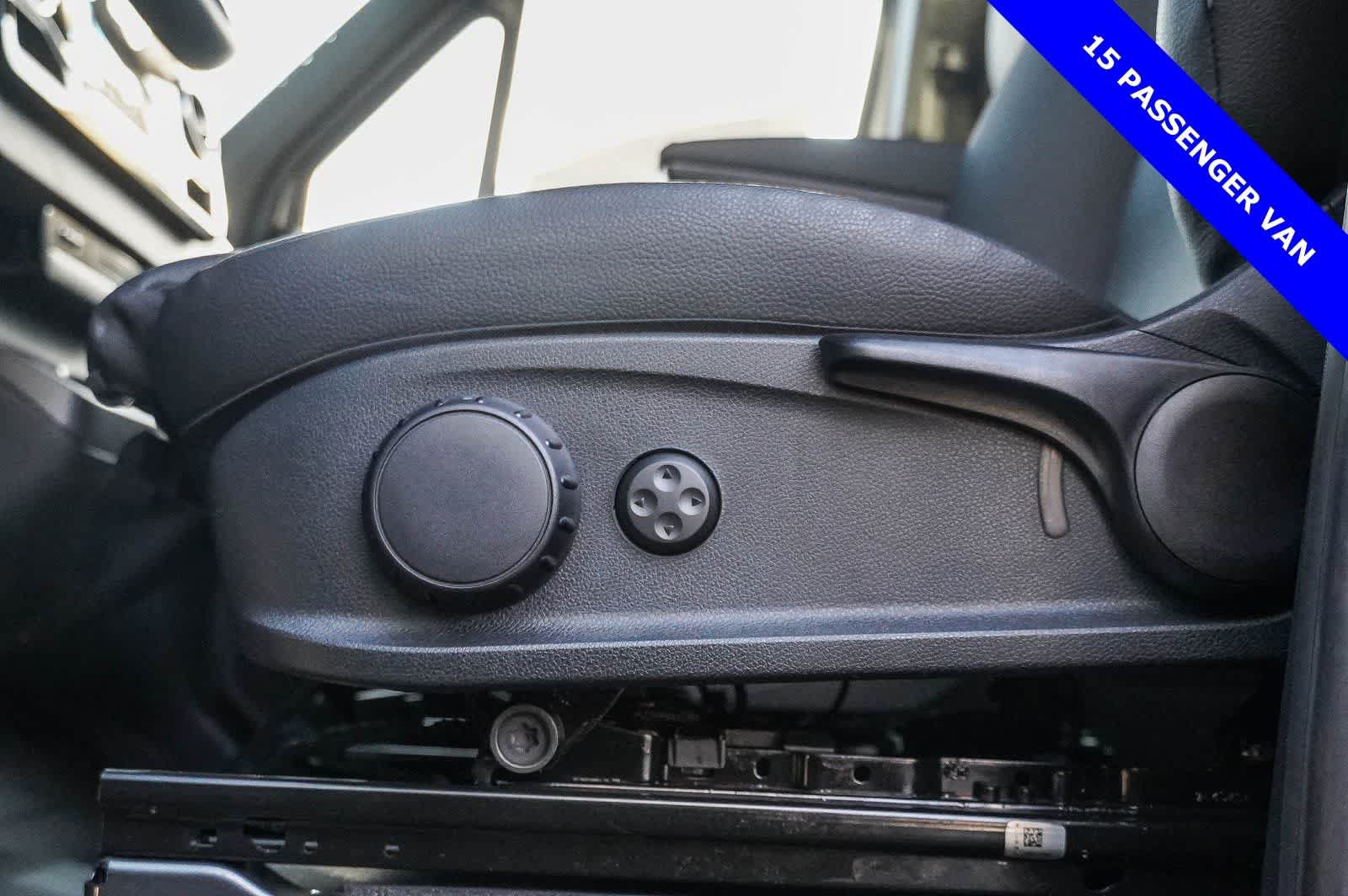 Used 2024 Mercedes-Benz Sprinter 2500 image 23