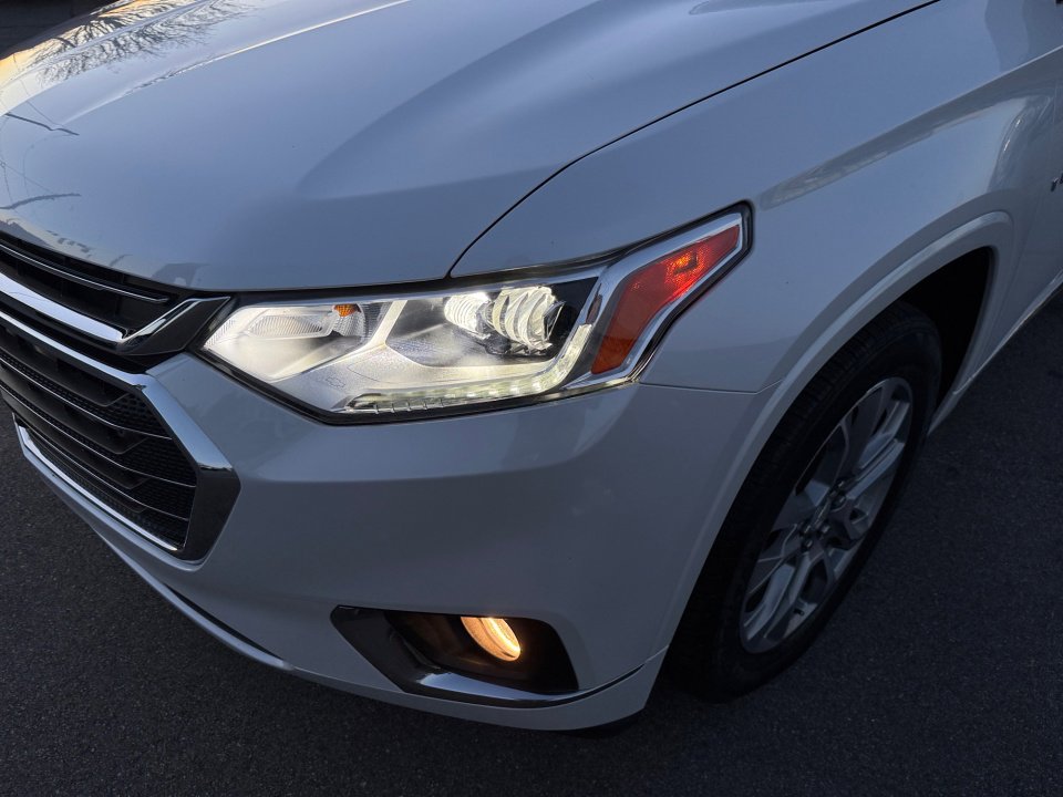 Used 2020 Chevrolet Traverse Premier w/ LPO, Floor Liner Package image 30