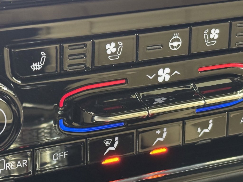 Used 2025 Jeep Grand Cherokee Limited 4xe w/ Luxury Tech Group II image 42