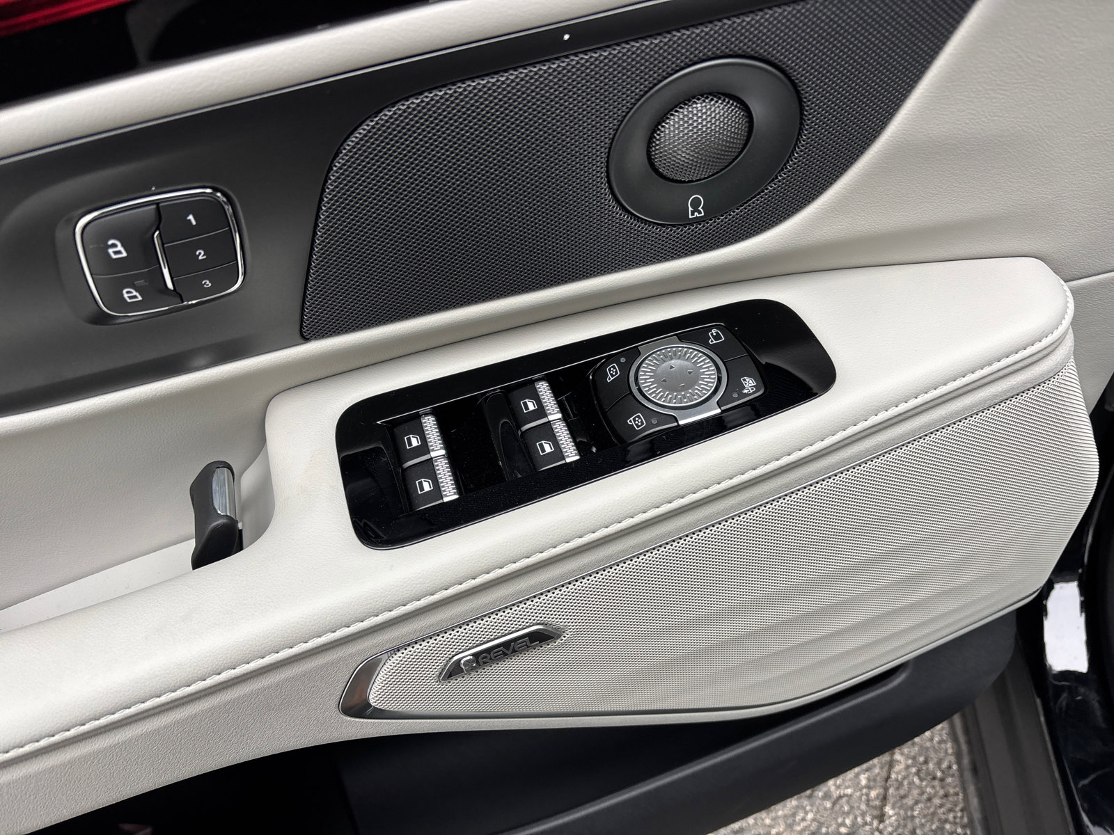 New 2026 Lincoln Nautilus Premier w/ Equipment Group 102A image 13