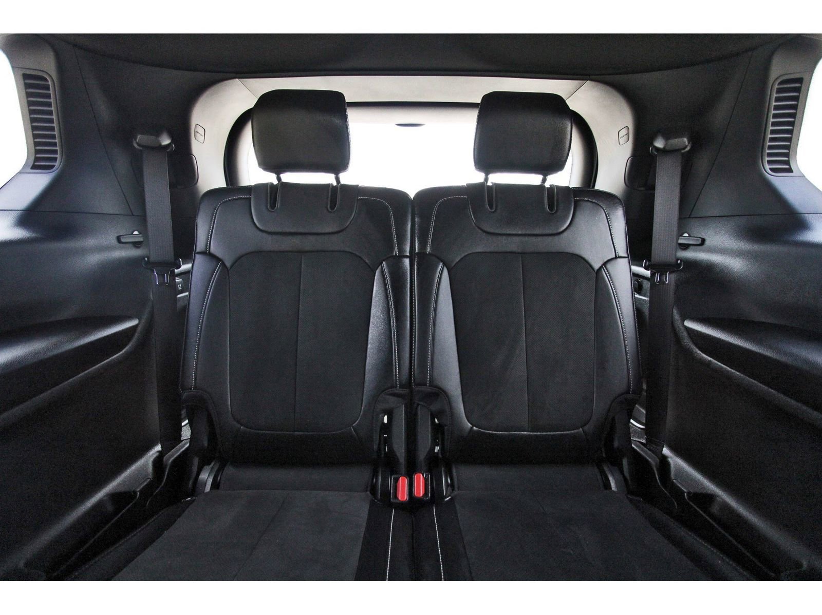 Used 2025 Jeep Grand Cherokee L Altitude RWD image 15