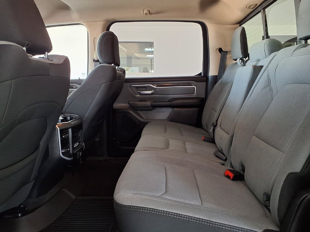 Used 2020 RAM 1500 Big Horn AWD/4WD image 14