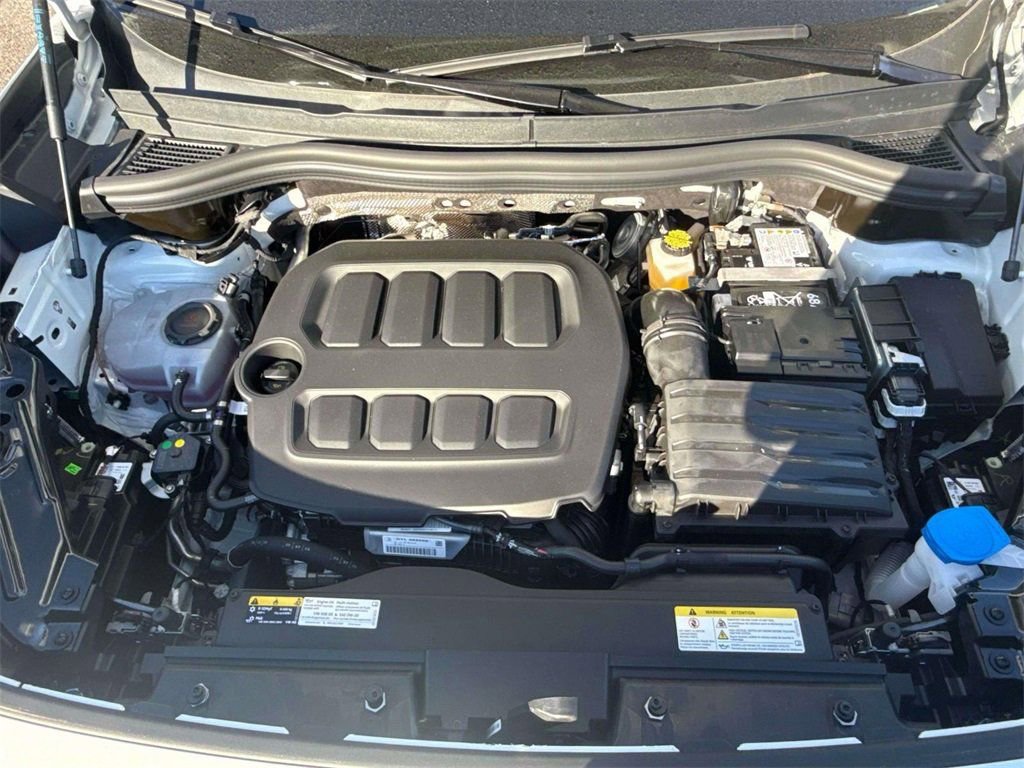 New 2026 Volkswagen Tiguan S image 10