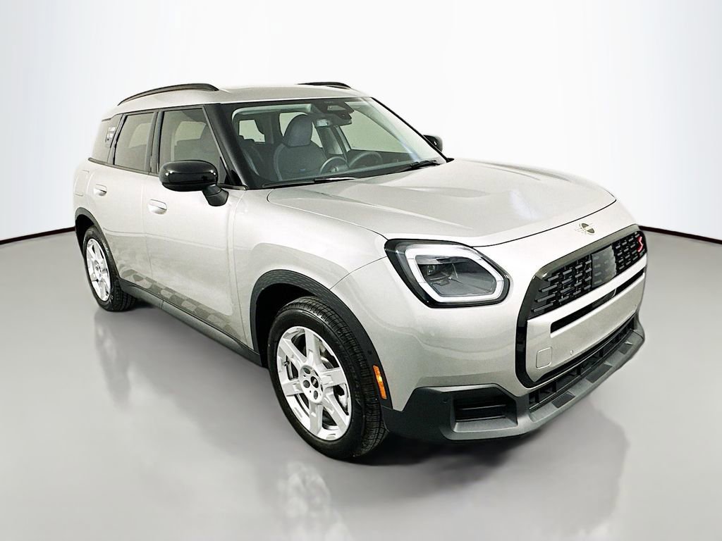 Certified 2025 MINI Cooper Countryman S image 3