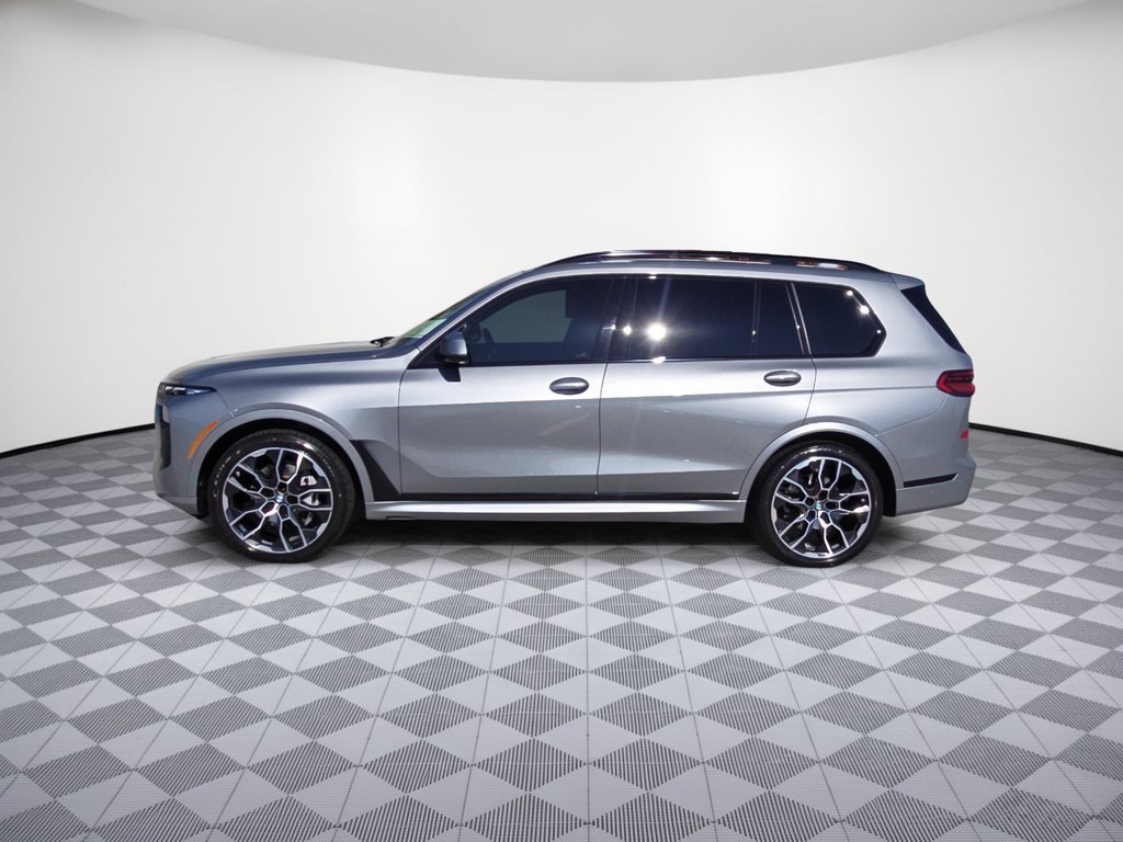 Certified 2024 BMW X7 xDrive40i w/ Executive Package AWD/4WD image 2