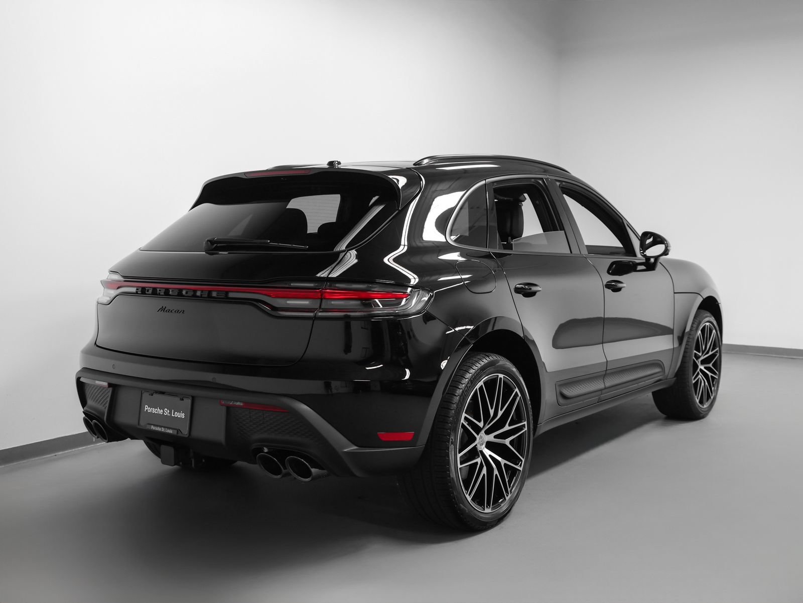 New 2026 Porsche Macan AWD/4WD image 12