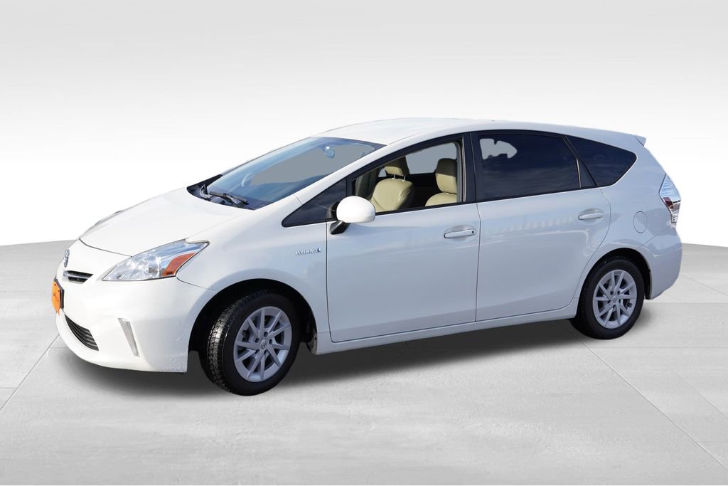 Used 2013 Toyota Prius V Two image 10