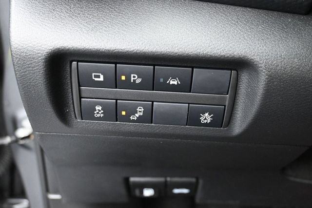 Used 2024 Nissan Kicks S FWD image 18