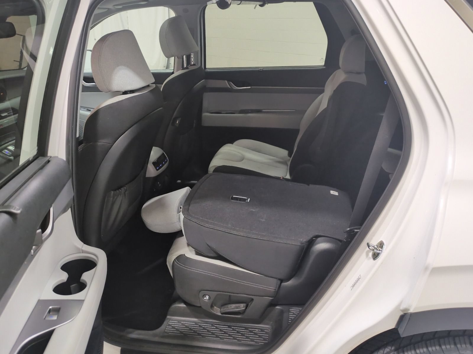 Used 2022 Hyundai Palisade SEL w/ Convenience Package AWD/4WD image 15