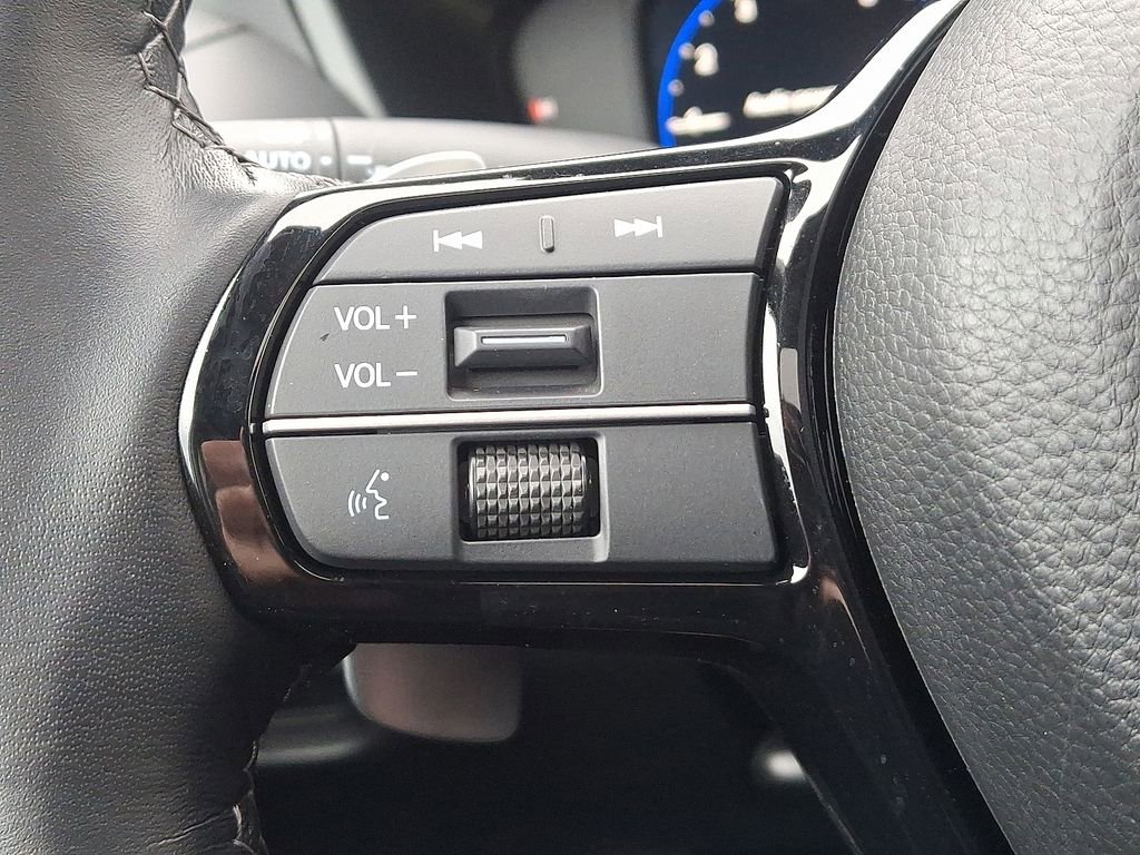 Certified 2025 Acura ADX AWD image 22