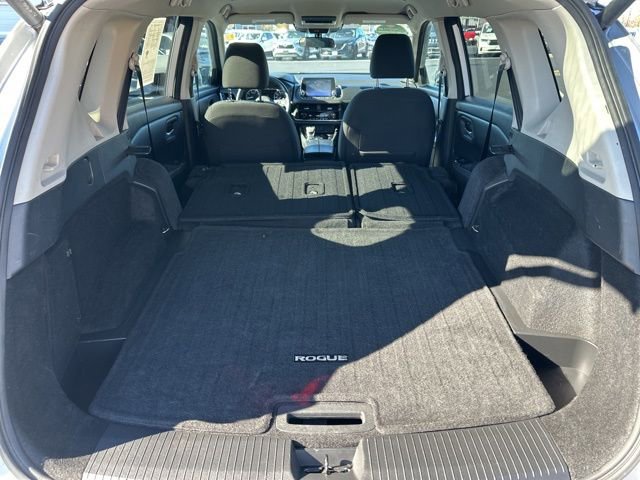 Used 2024 Nissan Rogue SV image 30