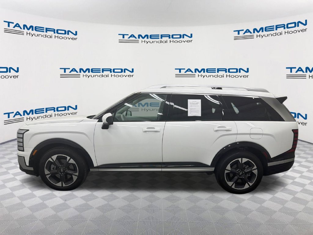 Certified 2026 Hyundai Palisade Limited FWD image 2