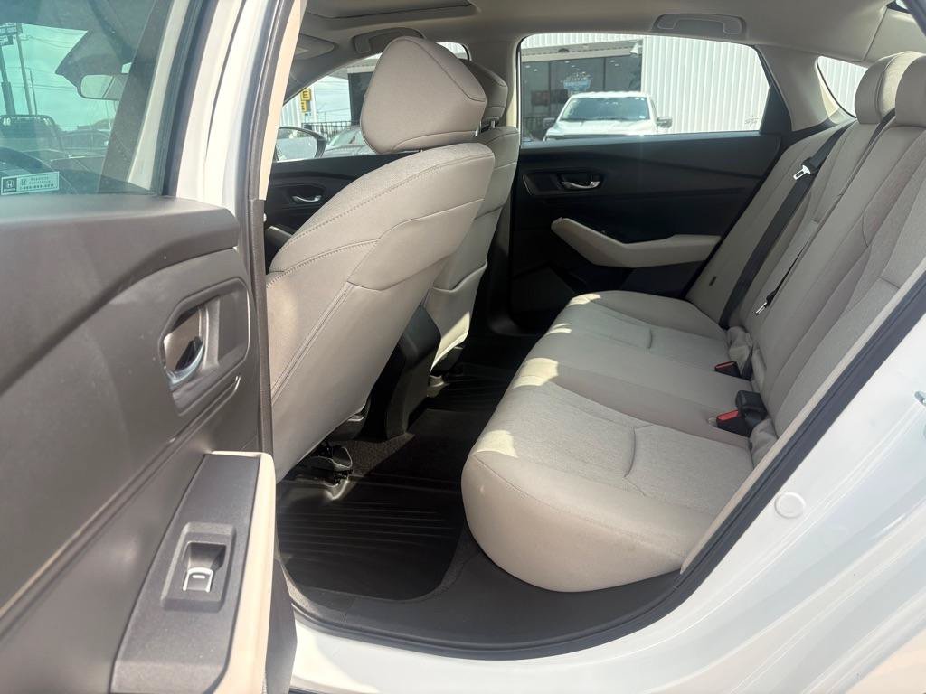 Used 2024 Honda Accord EX image 11