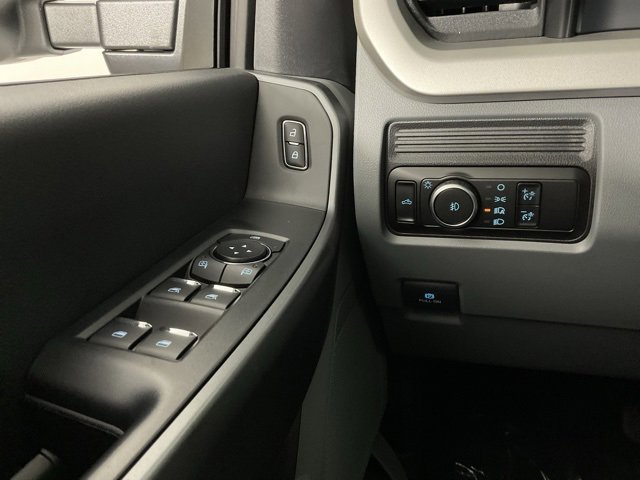 New 2026 Ford F250 XL image 19