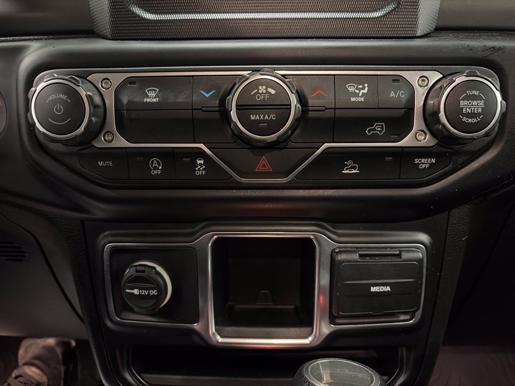 Used 2023 Jeep Gladiator Sport AWD/4WD image 29