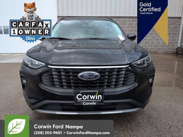 Used 2025 Ford Escape Platinum AWD/4WD image 10