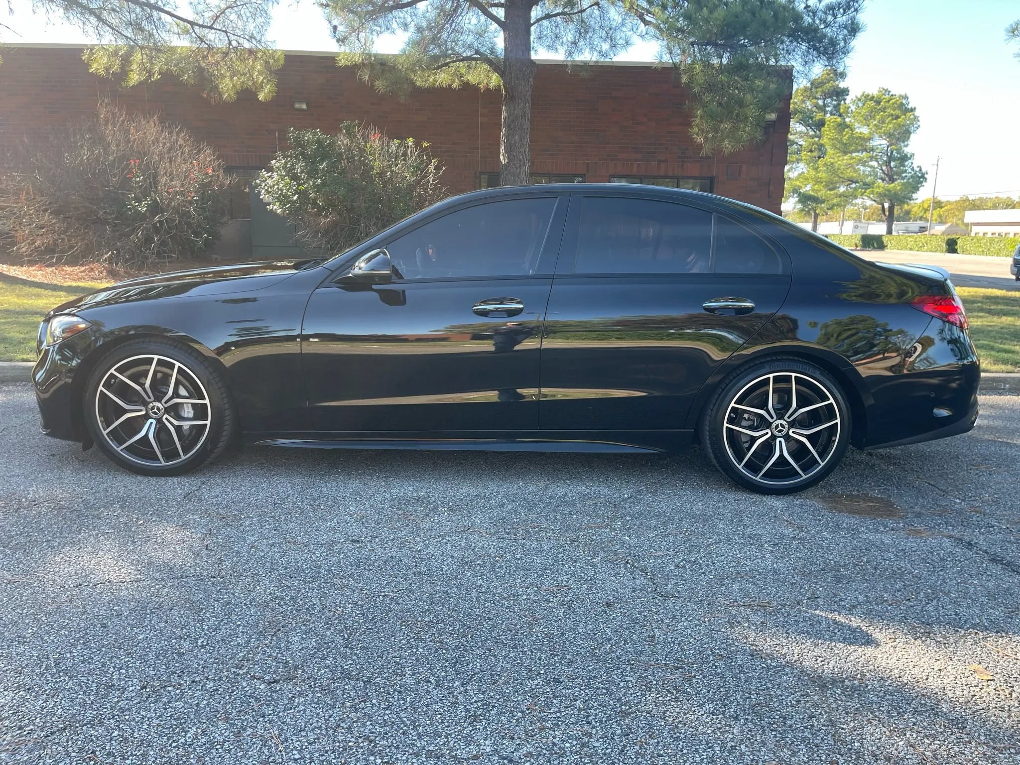Used 2022 Mercedes-Benz C 300 Sedan image 2